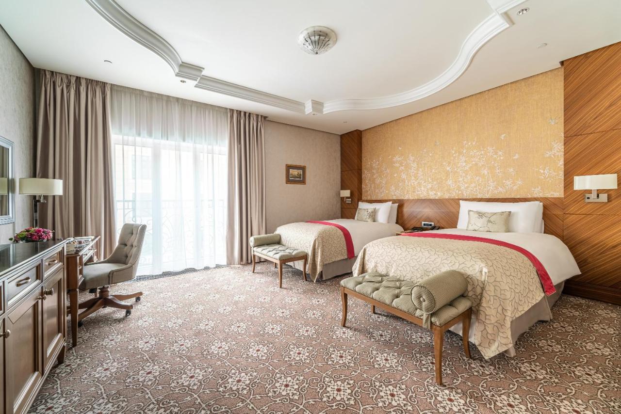 Lotte Hotel St. Petersburg - The Leading Hotels Of The World Ruang foto